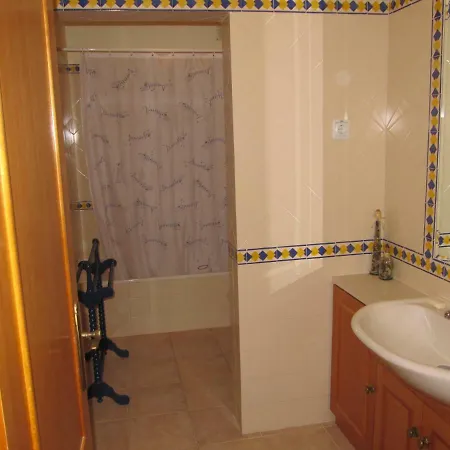 Apartamento Clube Do Vau Apartment *